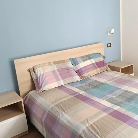 Relaxing Retreat With Terrace Apartman *